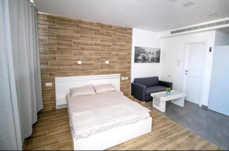 Bright And Cozy Studio Suite エイラート エクステリア 写真